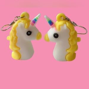 - - Adorable Big 🦄 unicorn Earrings